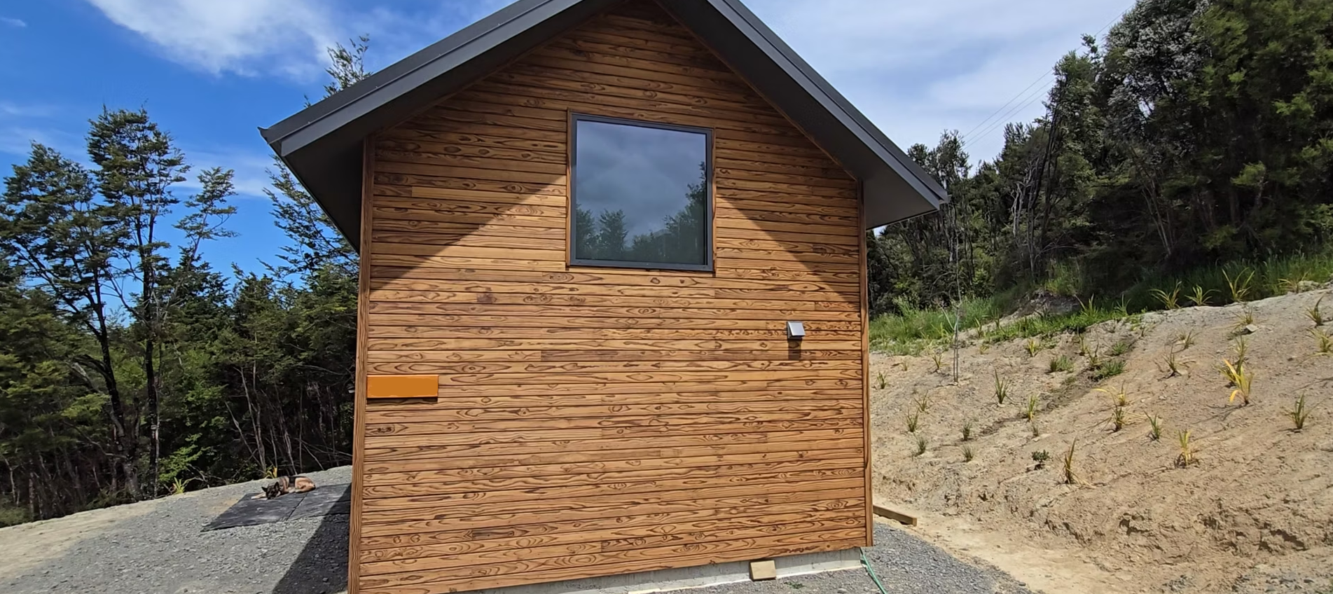 Build Story: Using Earthen Plus Exterior Cladding for a Durable and Stunning New Build